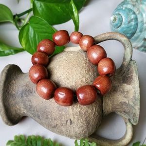 Brown wood bead stretchy bracelet